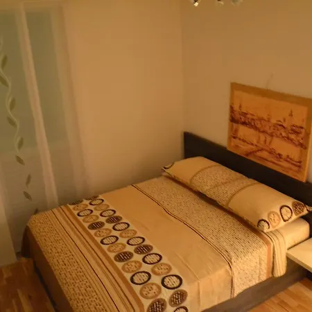 Apartment Kalelarga 4 You